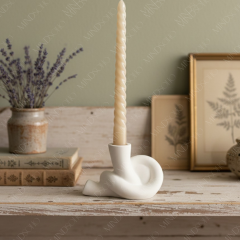 Avelia Düğüm Şamdan